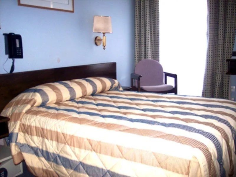 Bac Saint-germain Otel 3*