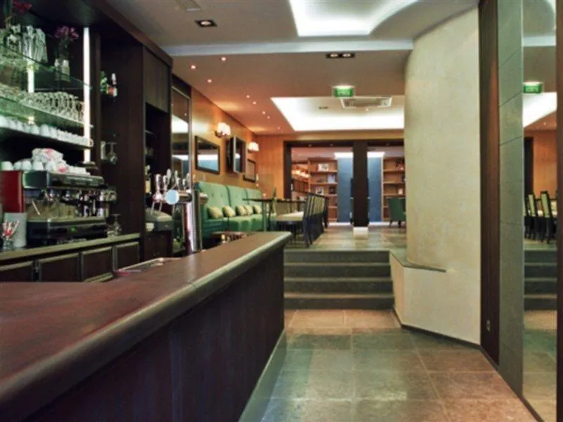 Bac Saint-germain Париж